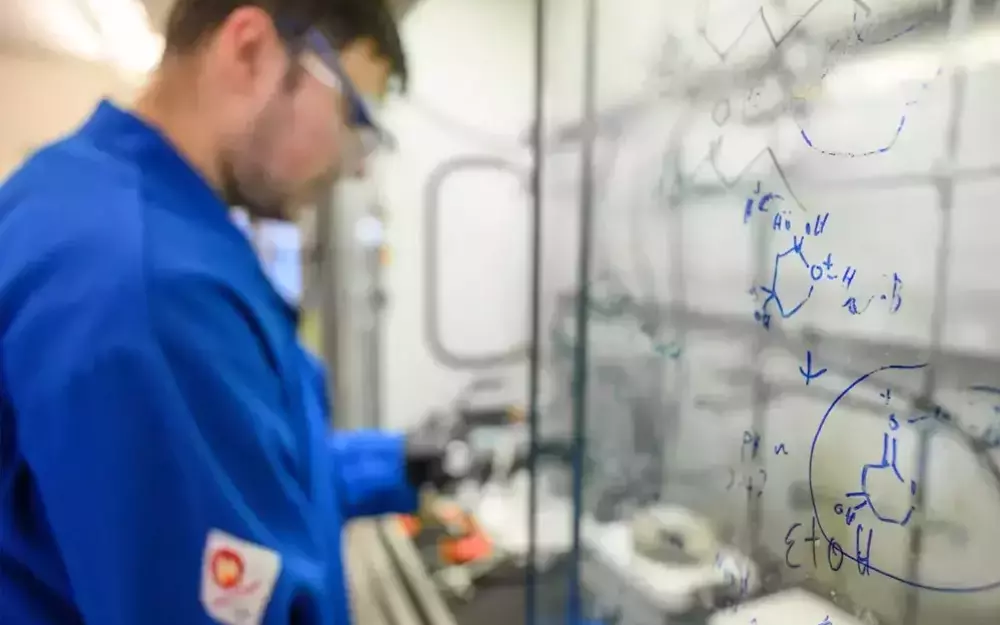 Undergraduate researcher Isaiah Pereira ’25 is doing research into Niemann-Pick Type C.